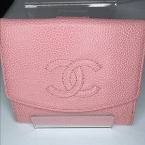 CHANEL NWOT luxury, soft, pebble, pink, leather wallet w/COA and box. Stunning.!